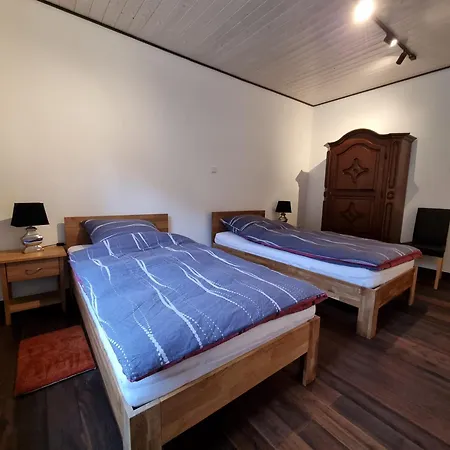 Schmidt بريلون